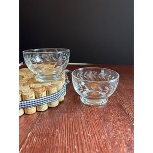 Vintage Etched Glass Dessert Bowls Set of 2 Laurel Leaf Pattern Pedestal Base